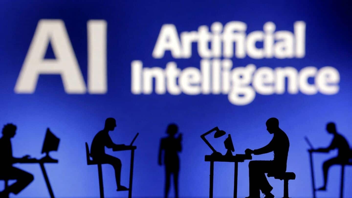 Top Indian executives return to class for AI skills
