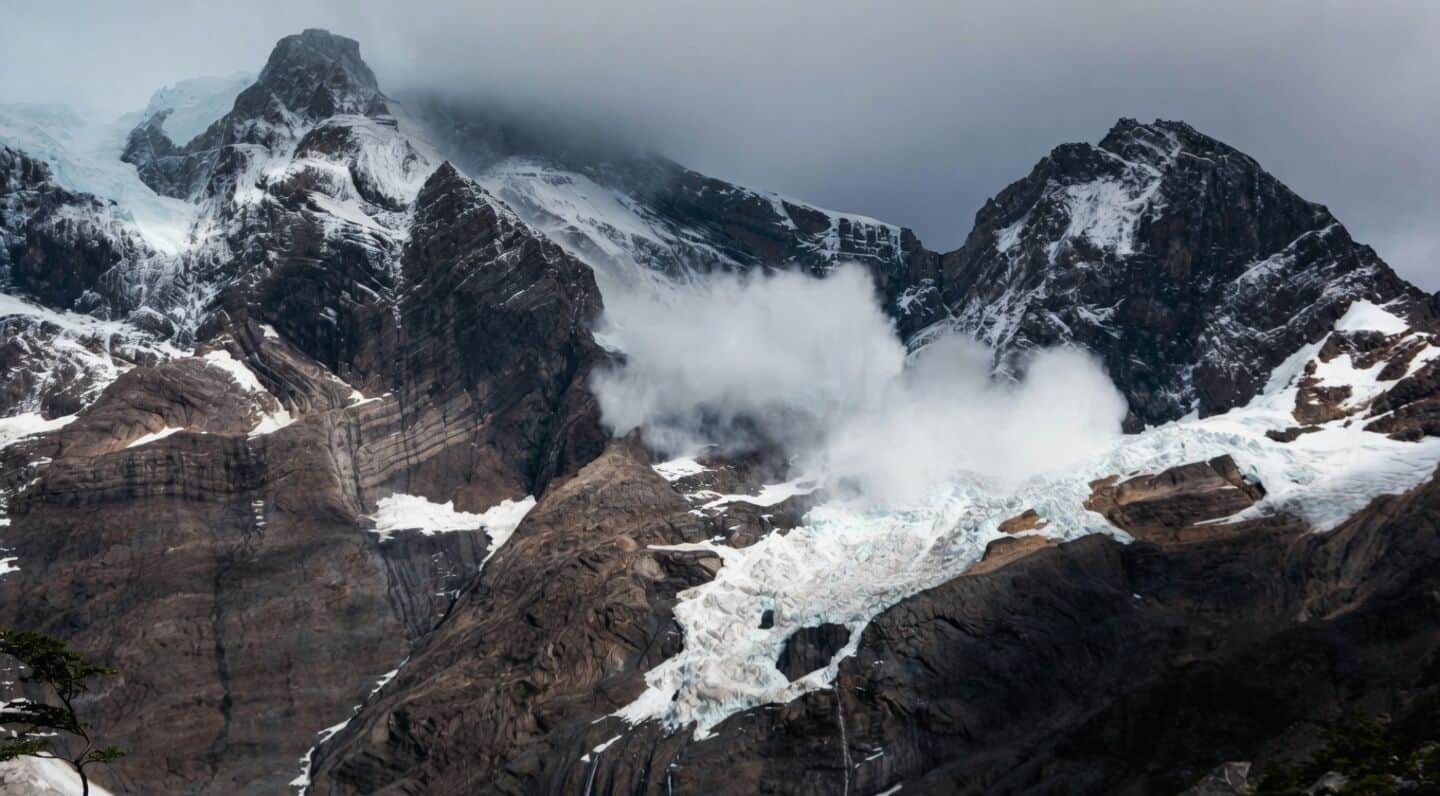 Avalanche on Himlung Himal in Nepal kills 15 Nepalese workers