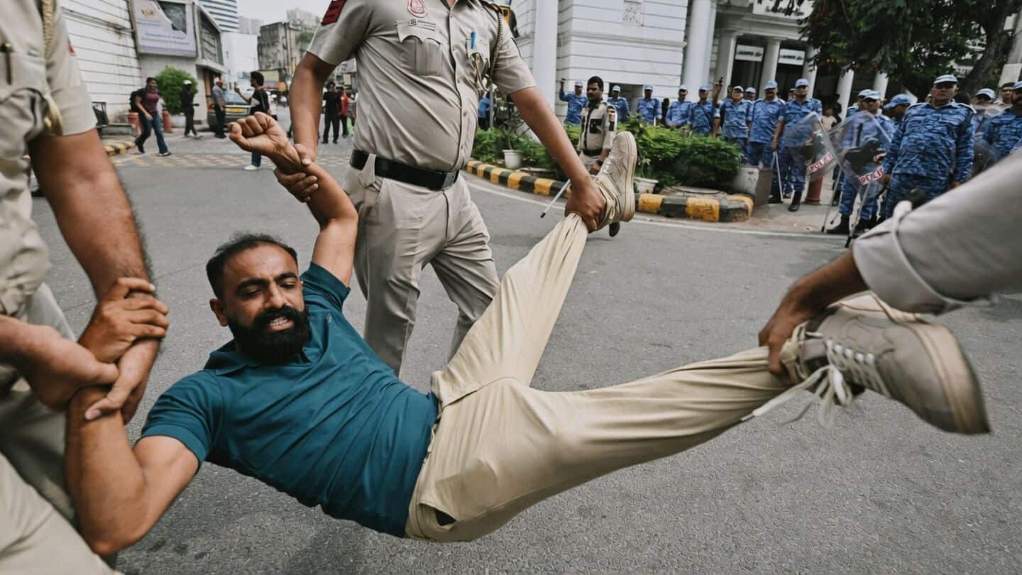 Delhi students and activists protest electoral roll revision, leaders detained
