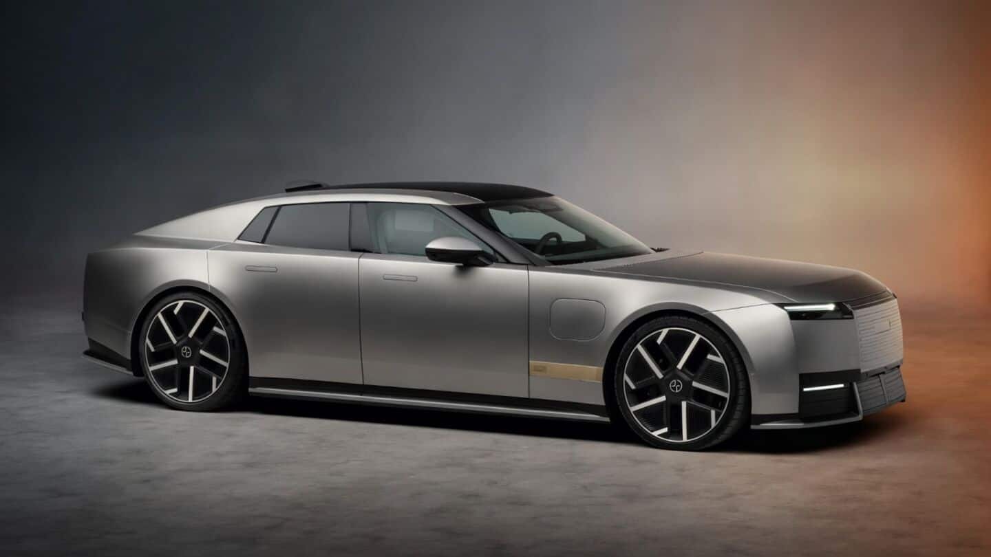 Jaguar unveils Type 01 electric GT with 1,016hp