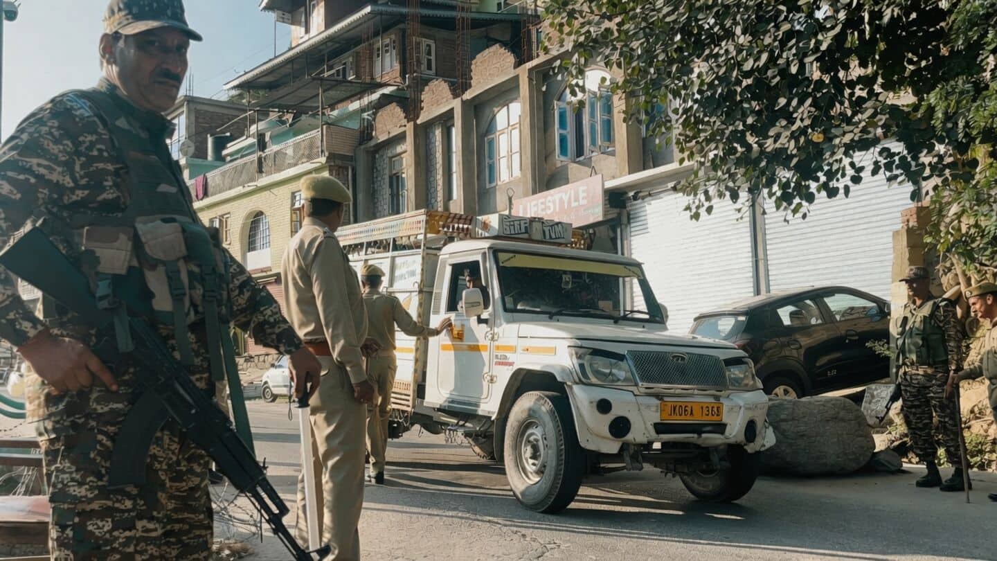 Jammu and Kashmir Police warn Pakistan spies posing as women