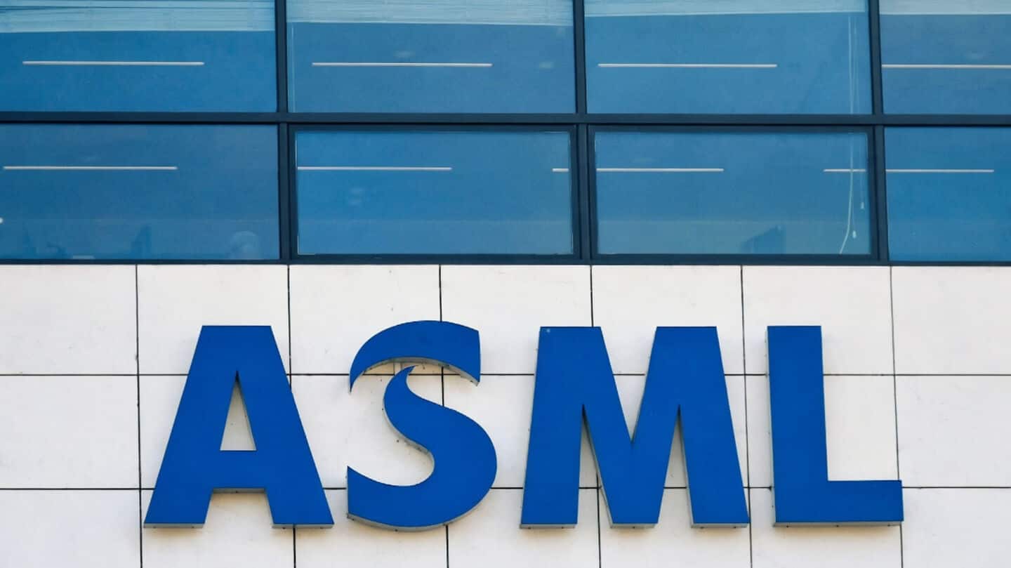 ASML $200 million EUV sold out through 2027, $400 million High-NA rising