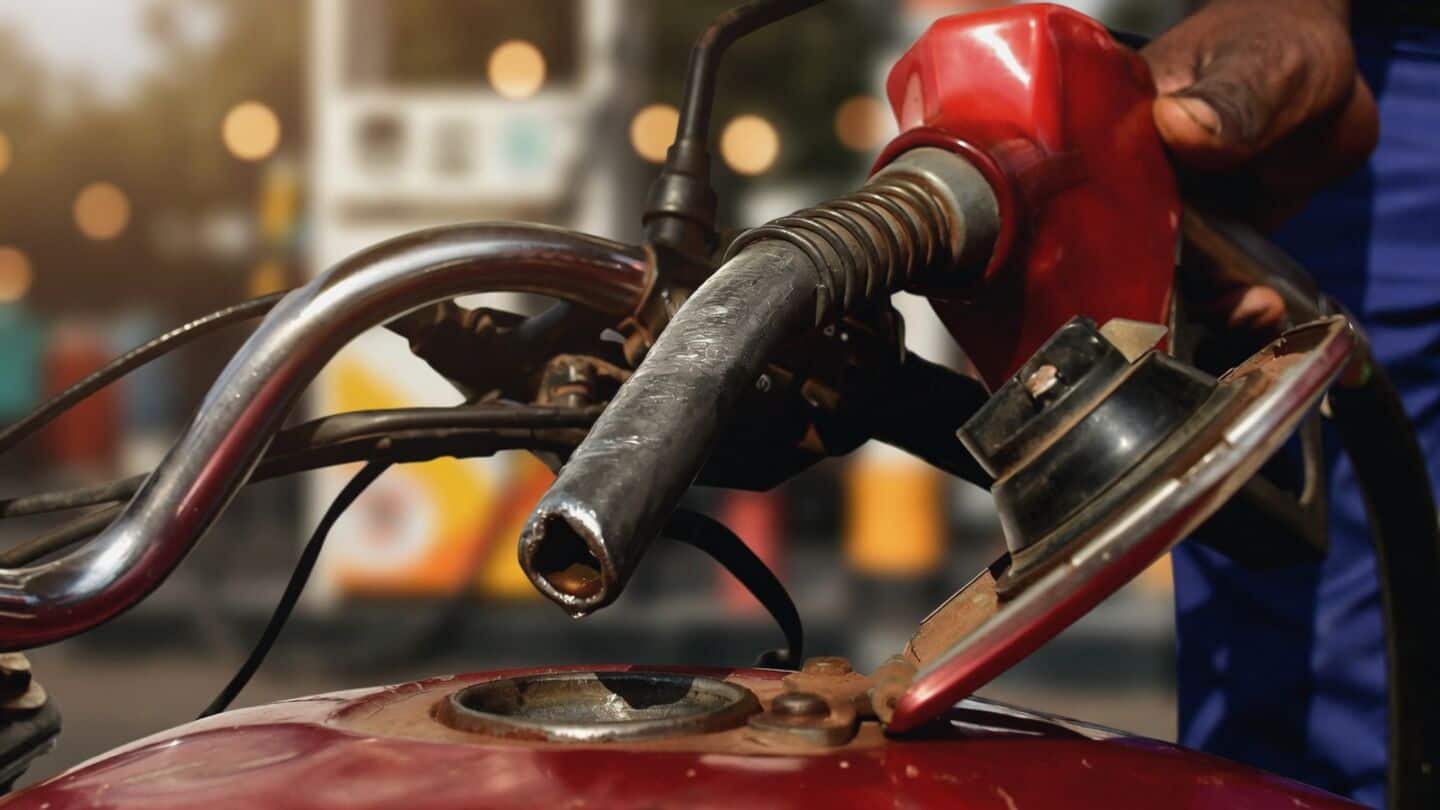 Petrol and diesel prices steady in major Indian cities