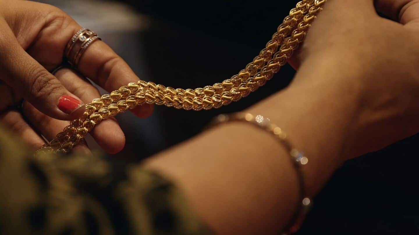 India's gem and jewelry exports hit $2.35bn in July