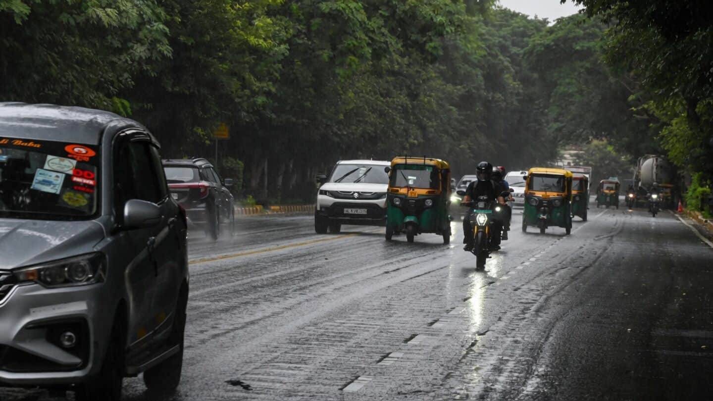 Delhi sees rare 5mm late September rain, IMD warns