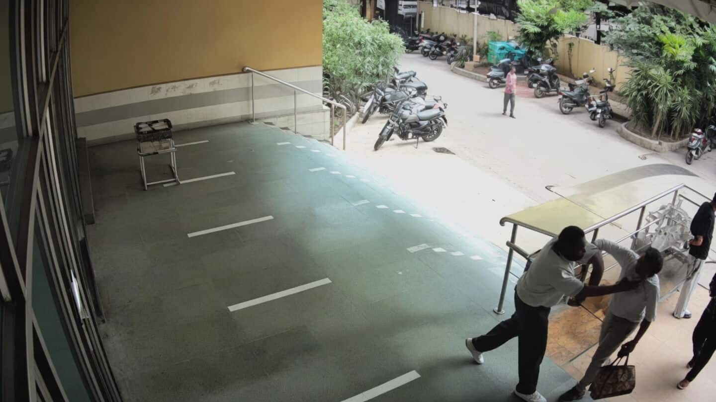 Shubham Singh caught slapping professor Umang Bhawan at Delhi University