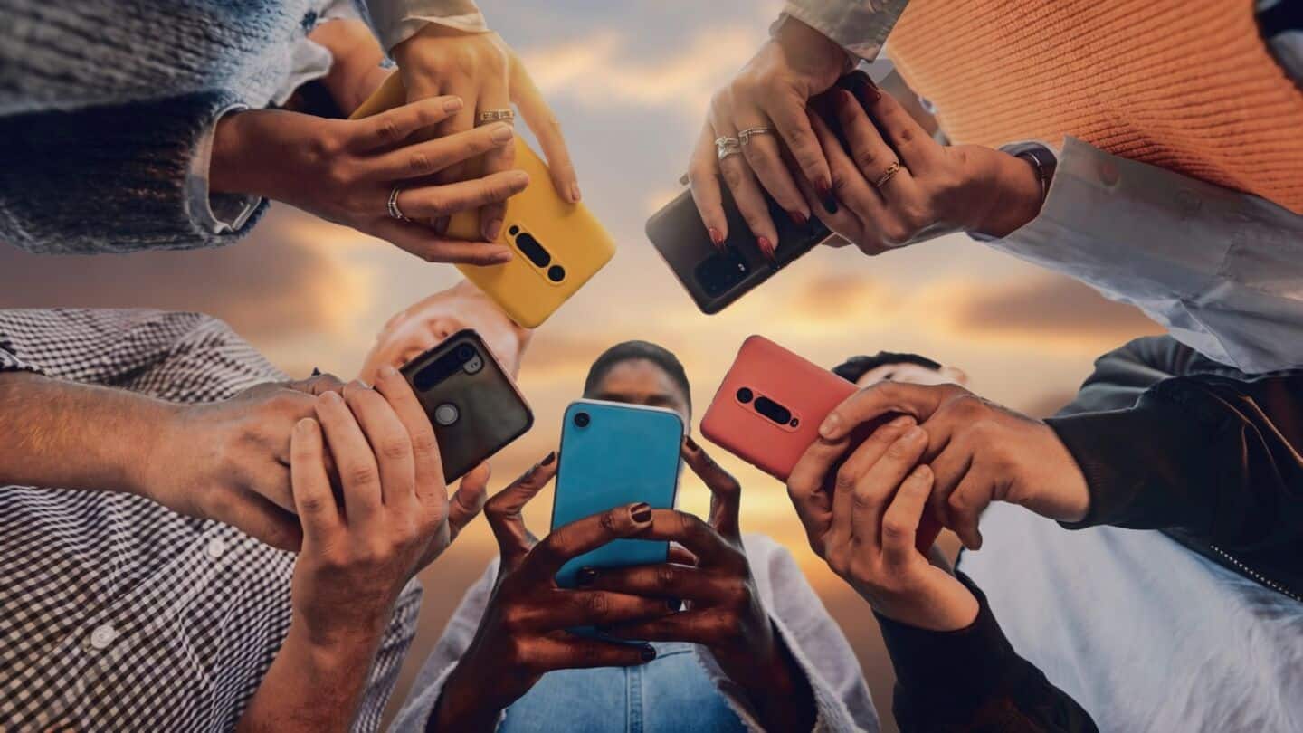 Memory chip shortage and price rises cut India smartphone sales