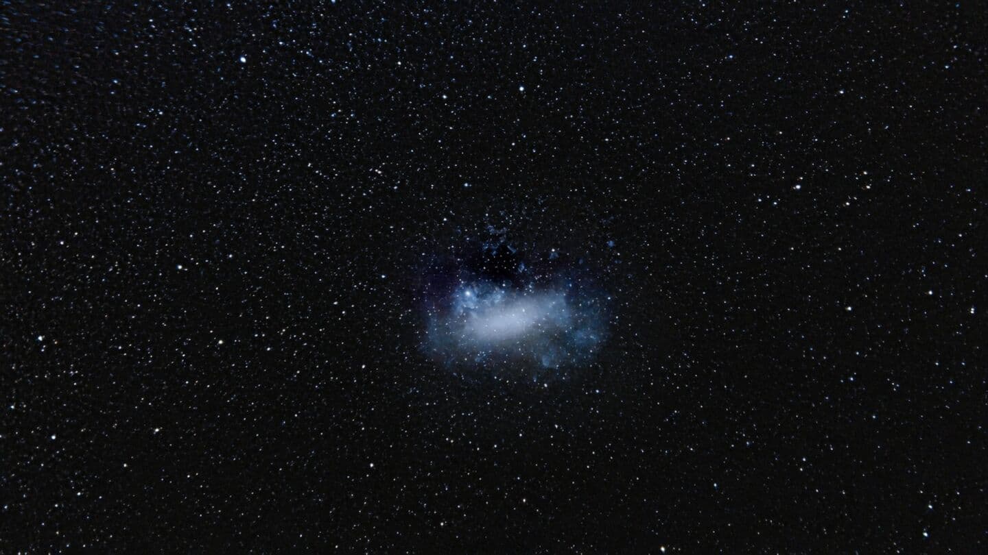 VLT astronomers find Swift J1727.8-1613 ejects almost half the material