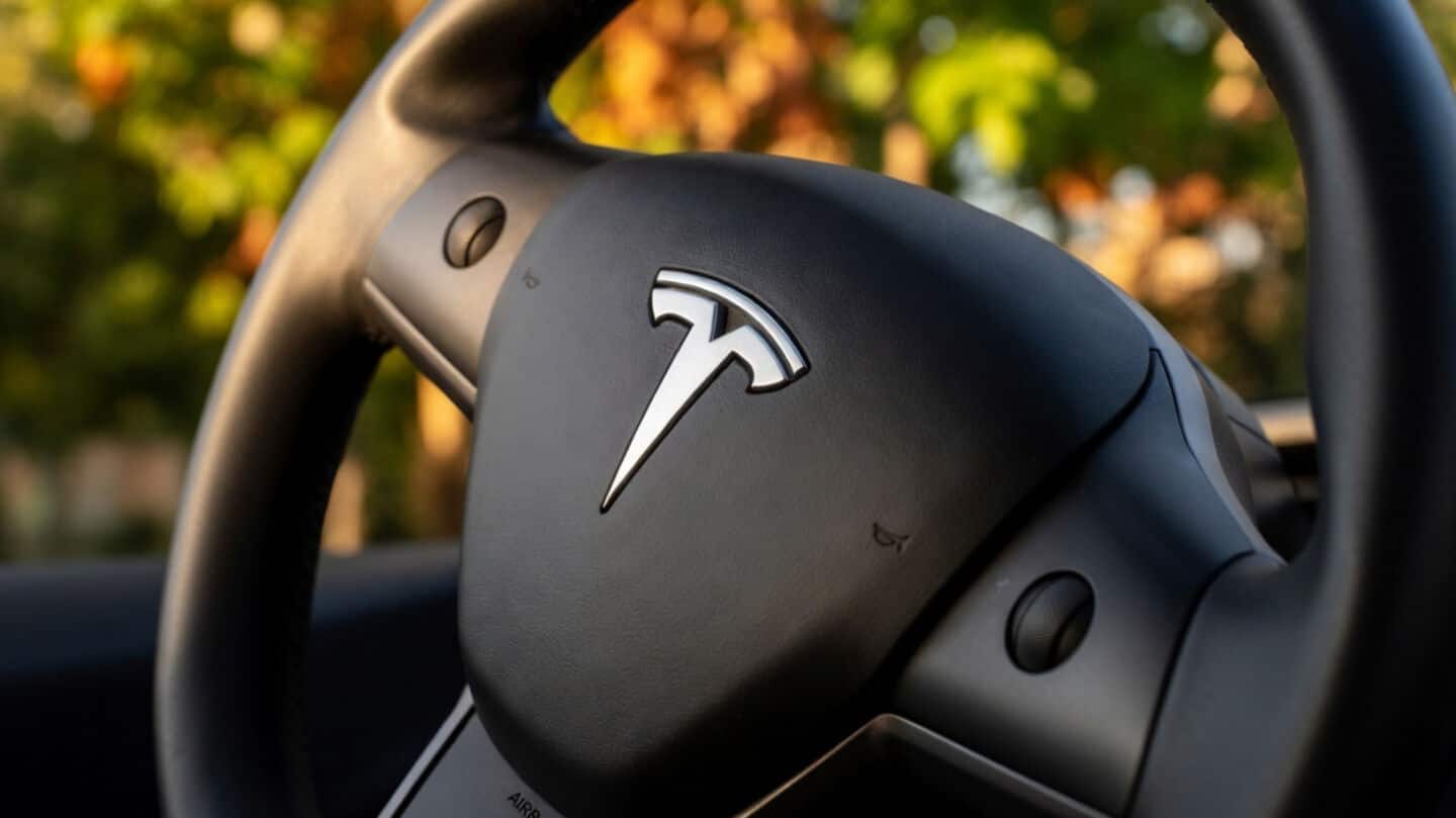Lithuania permits Tesla Full Self Driving, drivers must supervise operation