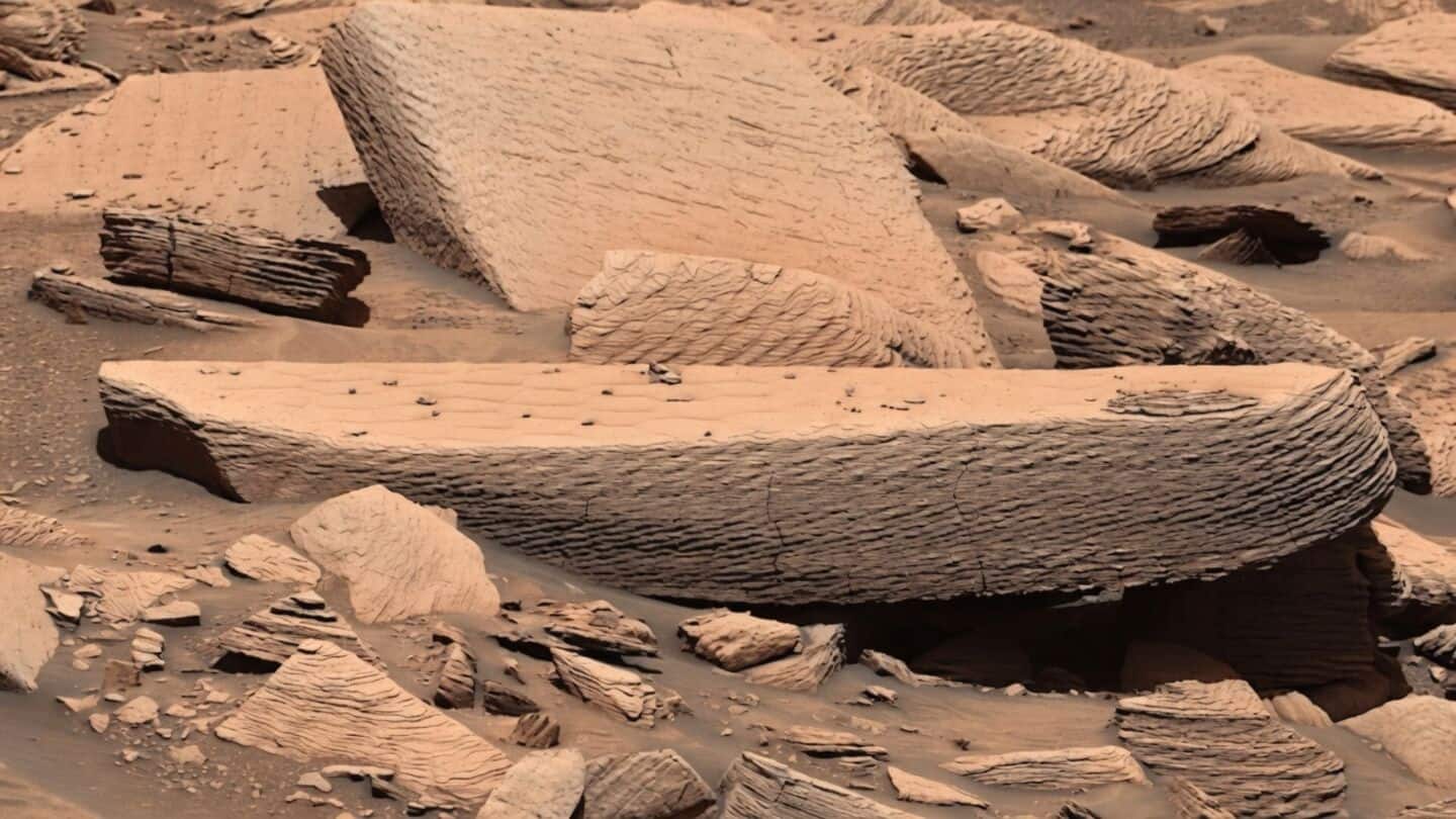 NASA's Curiosity finds wind-driven sand layers in Gale Crater rocks
