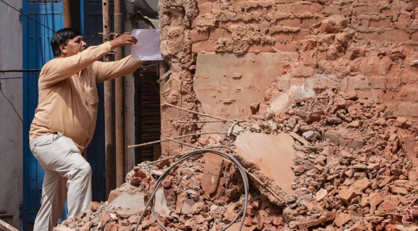 Satya Niketan collapse leaves 7 dead, MCD demolishes 24 properties