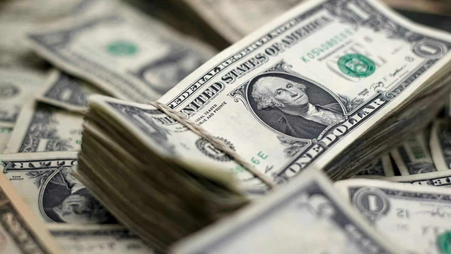 India's foreign exchange reserves rebound $7.26 billion to $674.19 billion