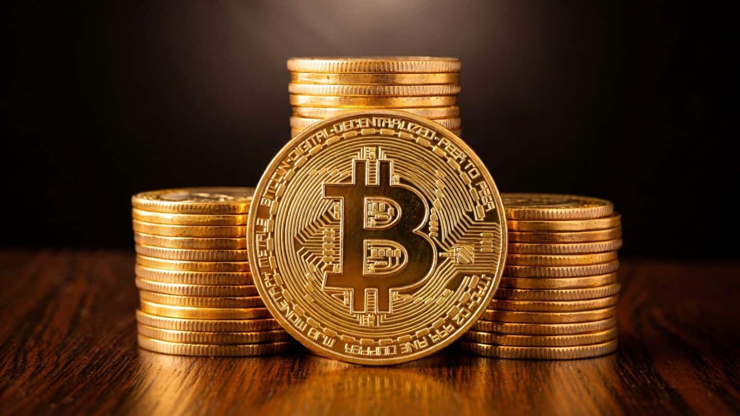 India's finance committee reviews cryptocurrencies and NFTs amid AML concerns