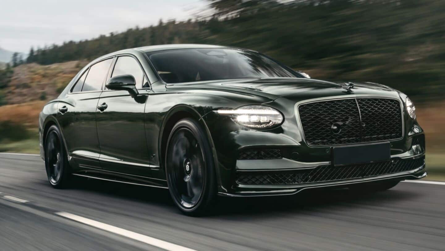 Bentley unveils Flying Spur with single headlamp, production September 2026