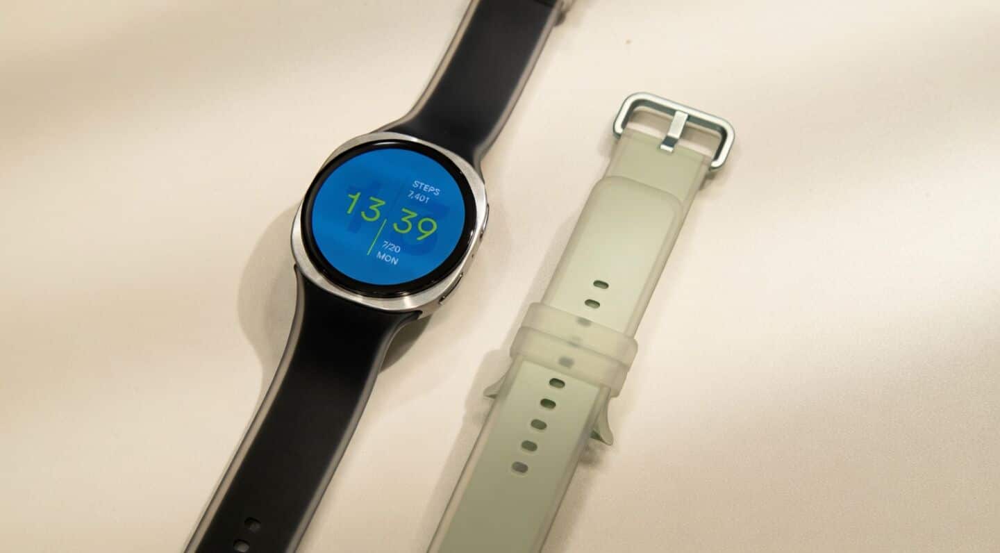Samsung Galaxy Watch 9 Amazon preorders include $50 gift card