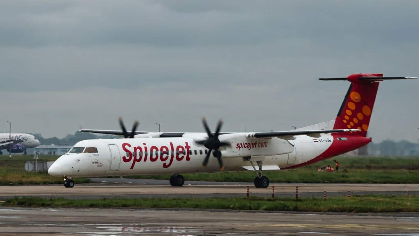 SpiceJet flight delayed by 2 hours today: Check new timings