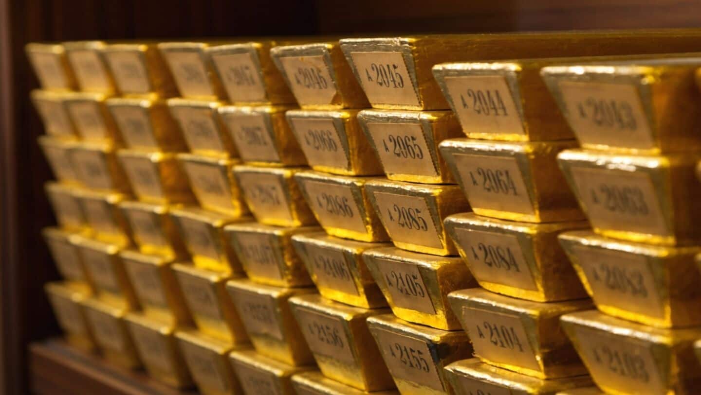 Gold falls 12% to $4,608 in March still up yearly