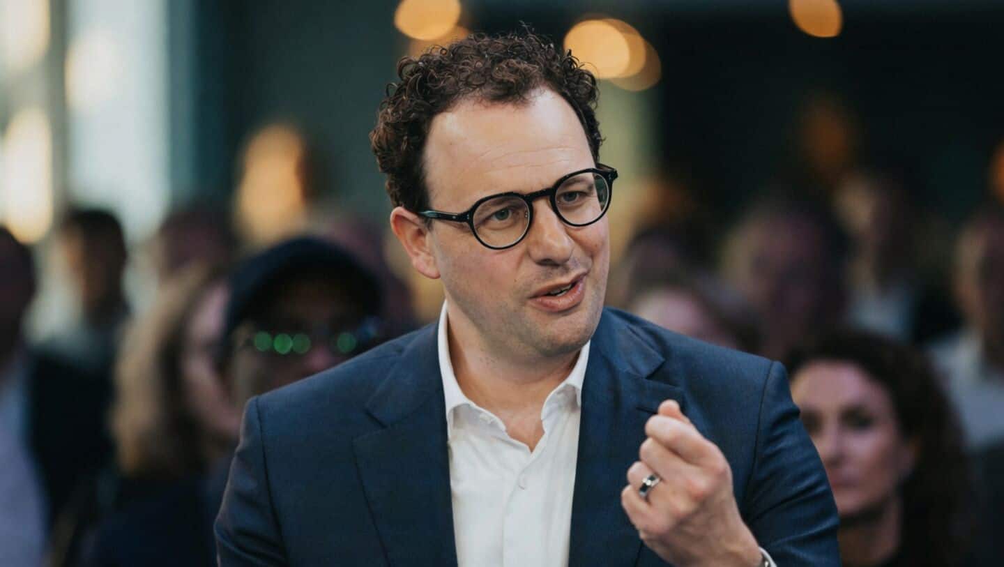 Claude AI maker Anthropic urges global pause on super-advanced AI