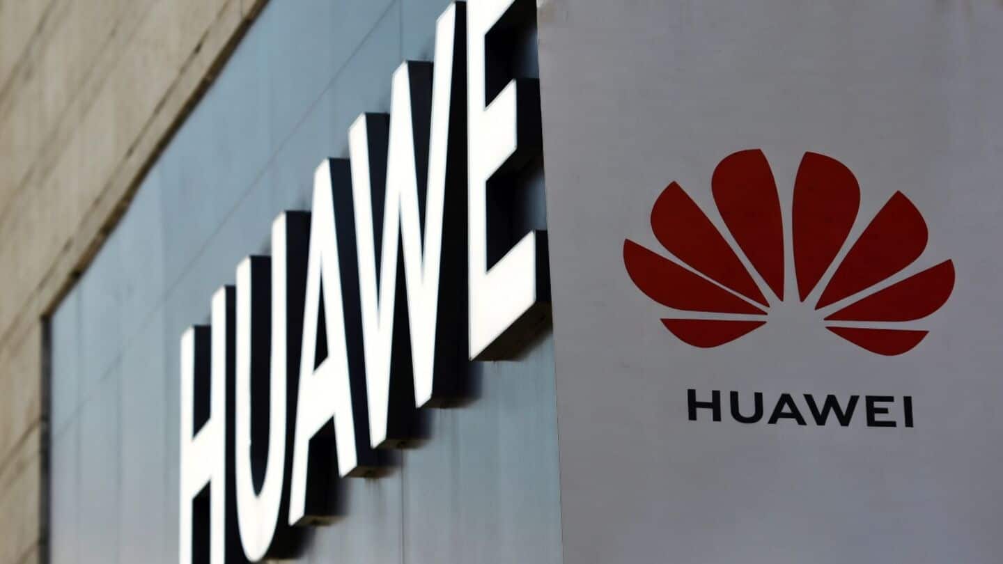 Huawei announces AI chips 960DT Q1 and Ascend 960PR Q3