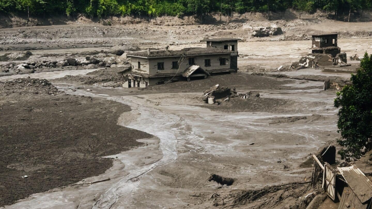 Bihar on edge after Nepal floods threaten Gandak, Valmikinagar Barrage