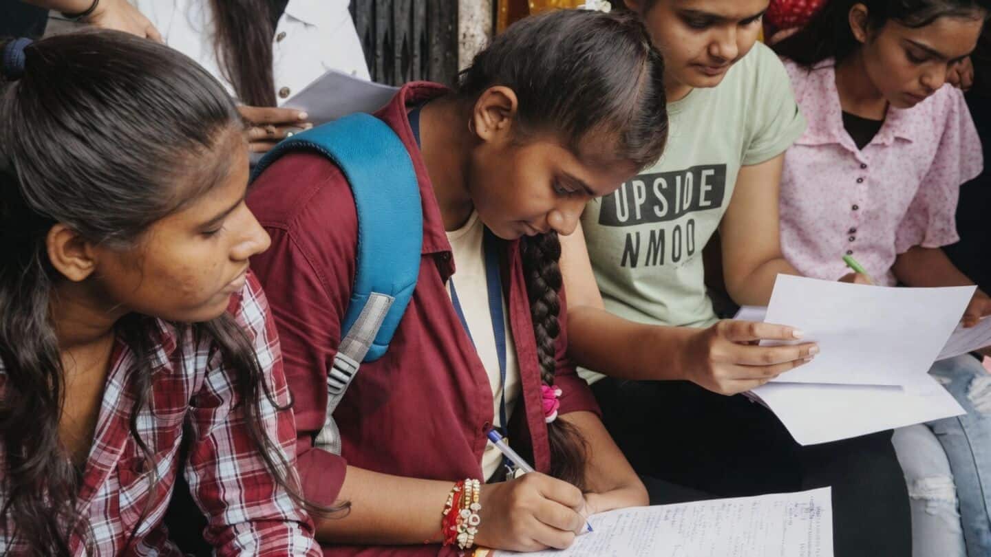 NITI Aayog finds 8.25% Indian graduates secure study-related jobs yearly