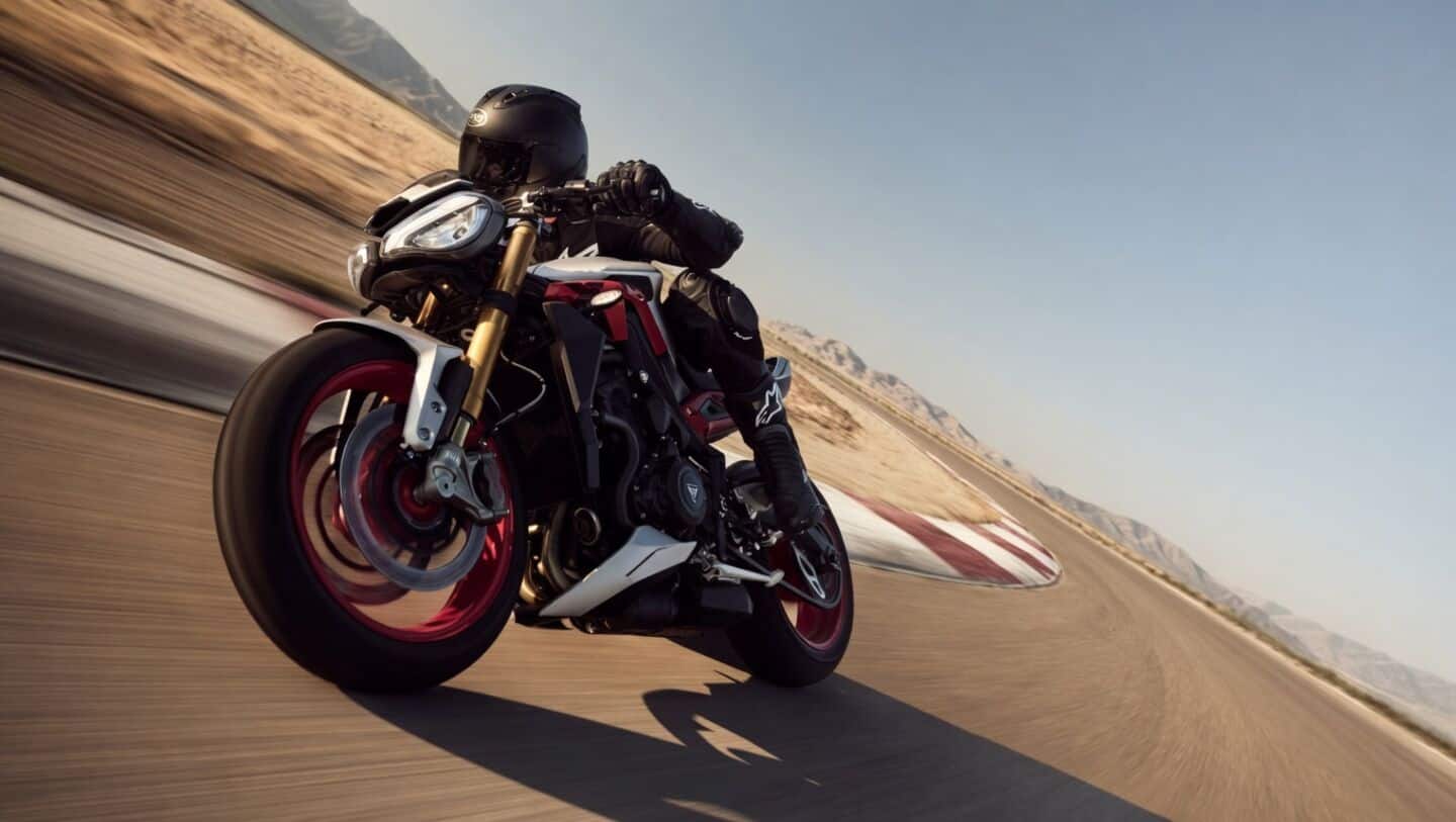 Triumph debuts Street Triple 765 RX in India priced ₹13.91L