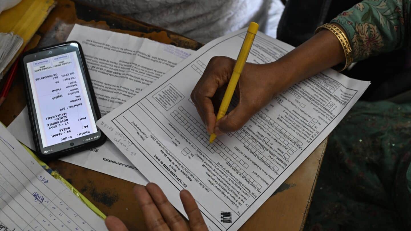 Audit finds 100 voters wrongly marked on Okhla voter list