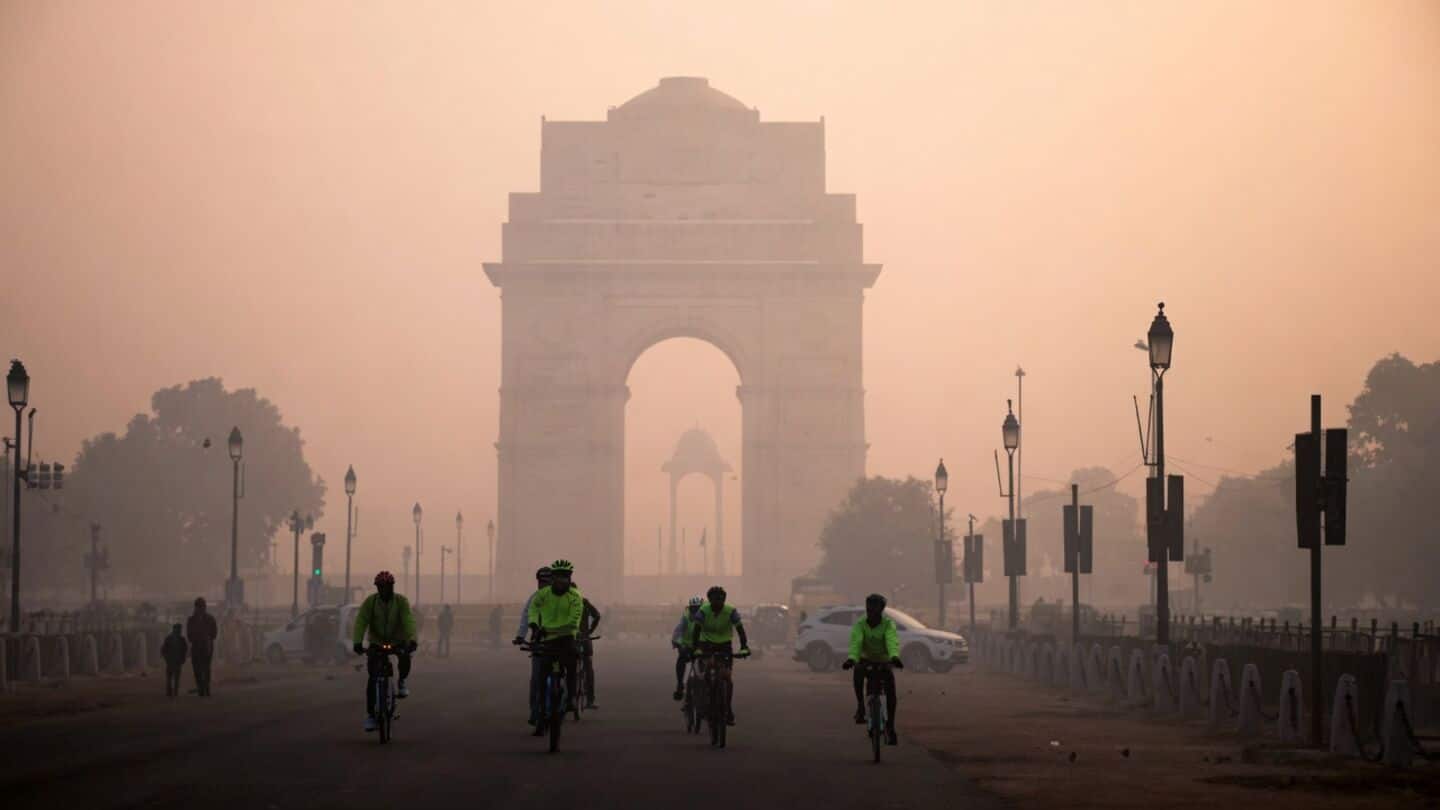 Delhi Thursday: Partly cloudy, 33-35C highs, nights 22-24C, check AQI