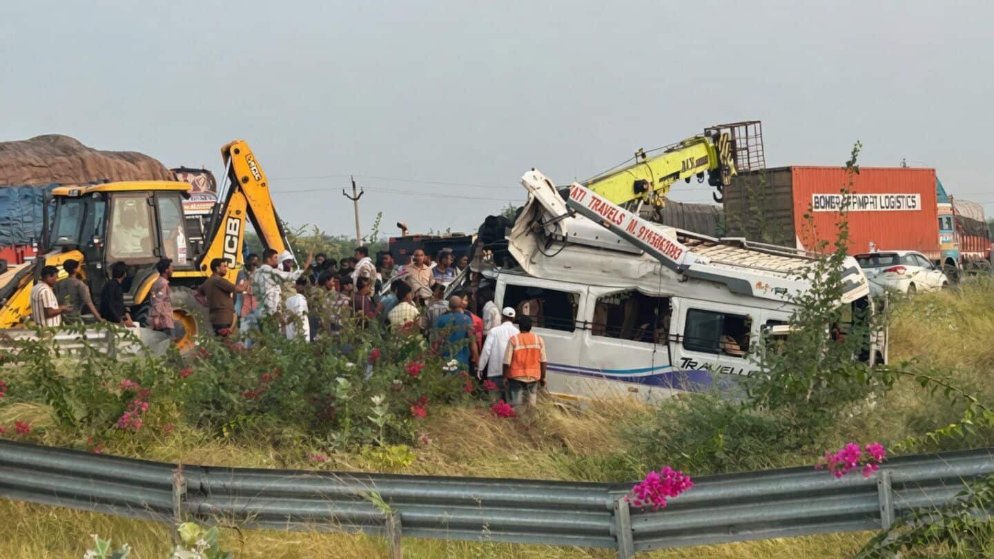 Tempo traveler carrying pilgrims crashes on Delhi-Mumbai Expressway killing 7