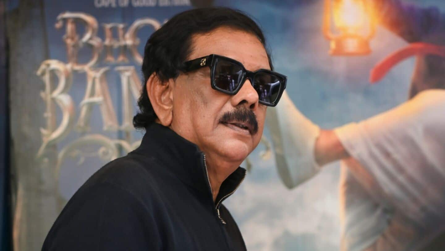 Director Priyadarshan calls Bollywood entourages 'the worst thing' on sets