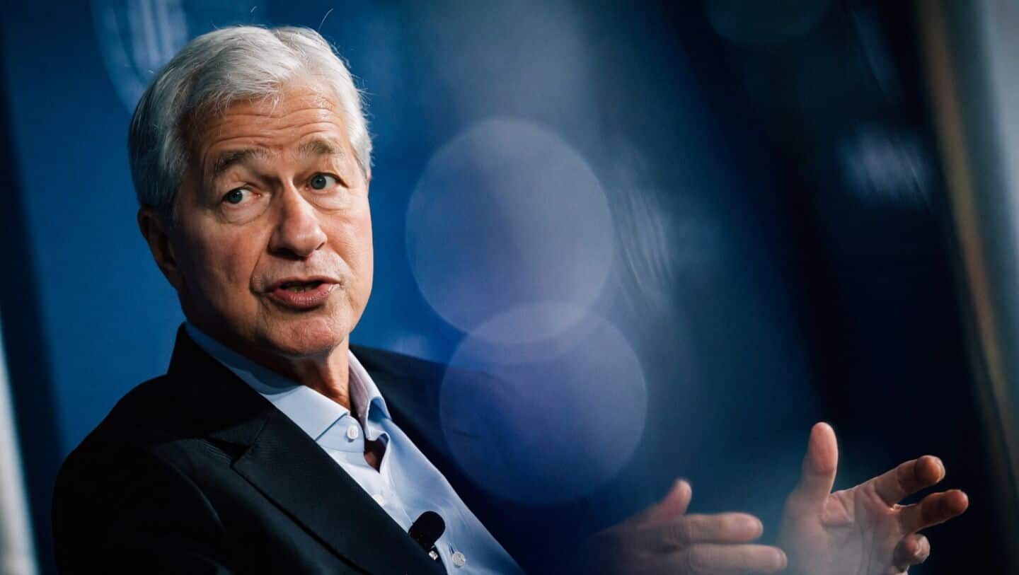 Jamie Dimon says JPMorgan could rethink Canary Wharf HQ plan