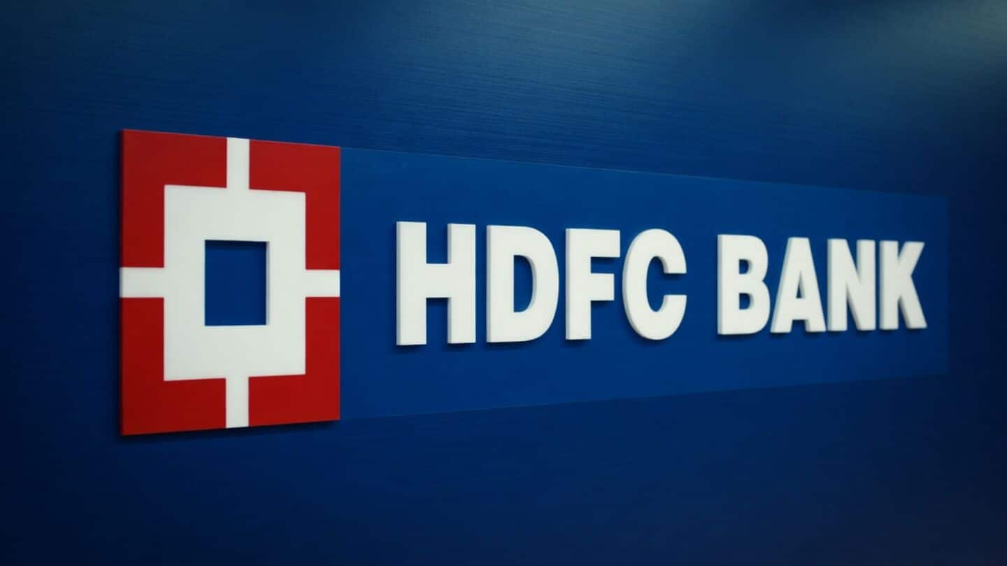 HDFC Bank shares fall after Sashidhar Jagdishan won't seek term