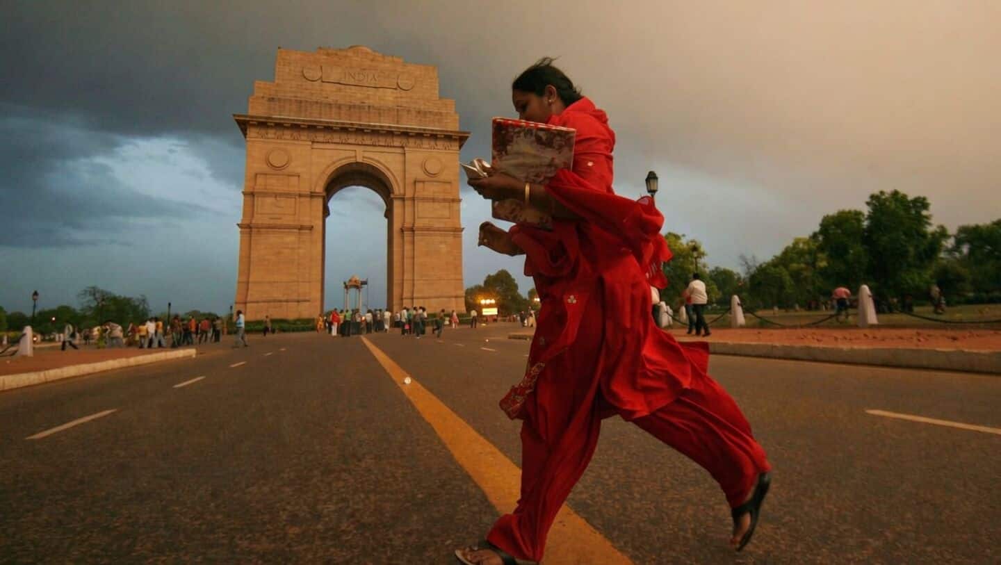 Dust storm and rain give Delhi-NCR brief relief from heat