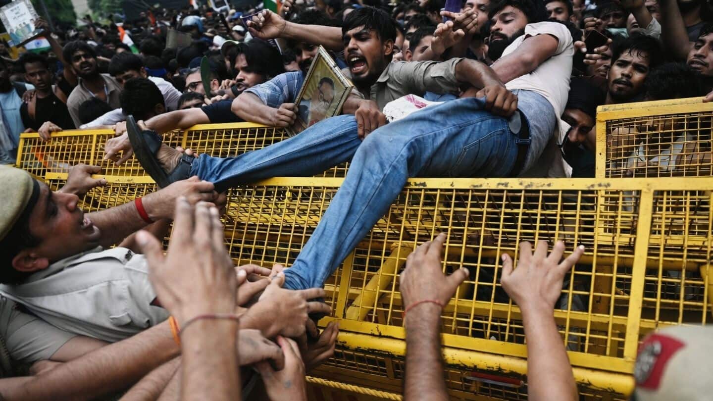 Delhi protest students allege police visit homes, threaten Maoist link