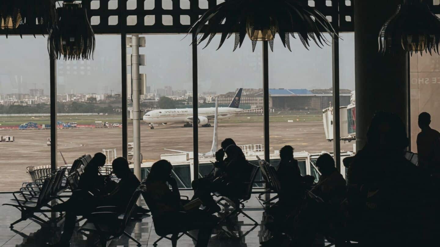 India mulls changing 10% cap to let airports own airlines