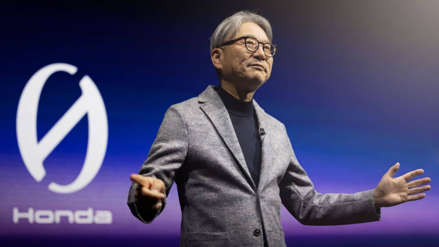 Honda CEO Toshihiro Mibe survives, takes 30% pay cut