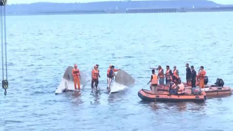 Jabalpur boat capsize kills 9; mother found clutching 4-year-old son