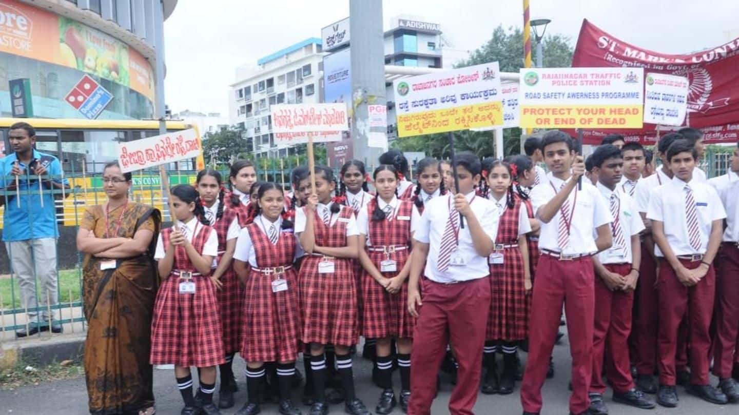 Lord Ganesha was helped by school children, cops Lord Ganesha was helped by school children, cops