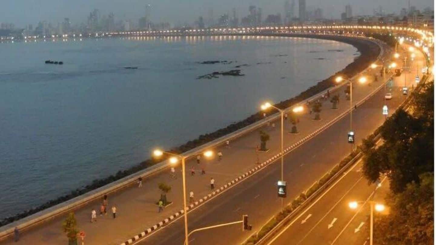 1,054 streetlight poles in Mumbai are "extremely dangerous"!