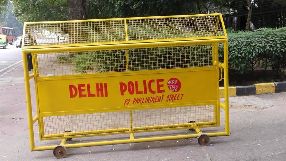Delhi: Two minor sisters smothered by their own mother