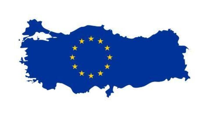 EU Commission backs visa-free travel in Schengen-zone for Turkish citizens