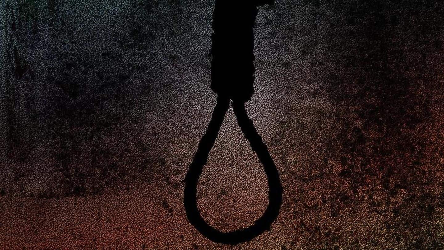Delhi: Man stabs 55-year-old employer, later hangs himself
