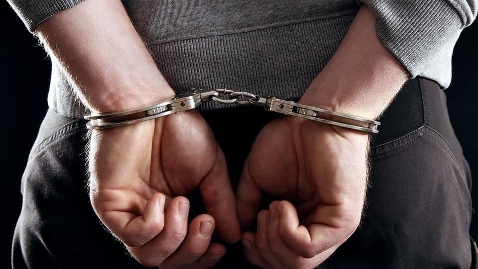 Man arrested for smuggling gold at Delhi airport
