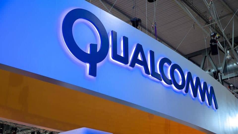 Trump blocks Broadcom's $117bn bid for Qualcomm; cites security concerns