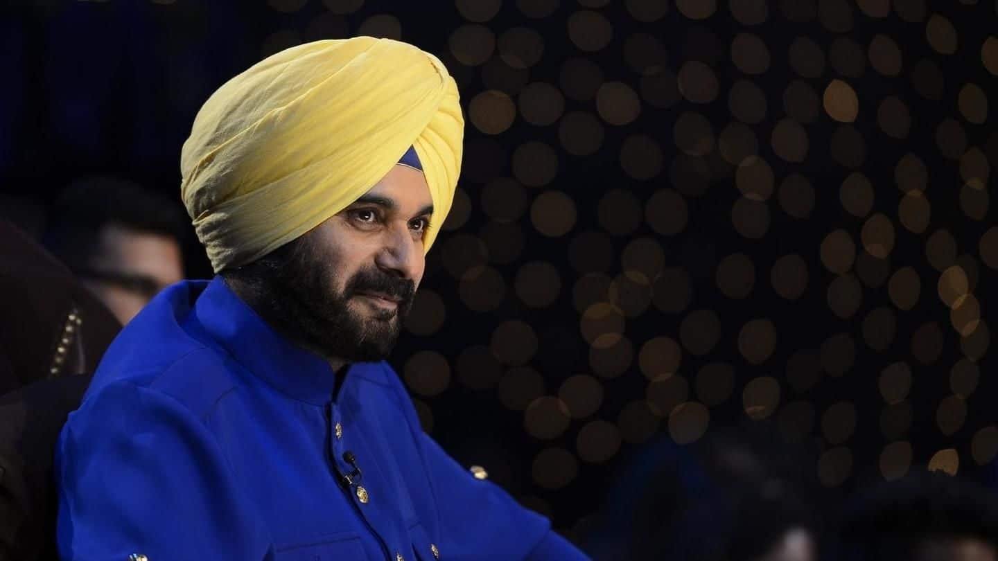 It was just a hug, not Rafale deal: Sidhu