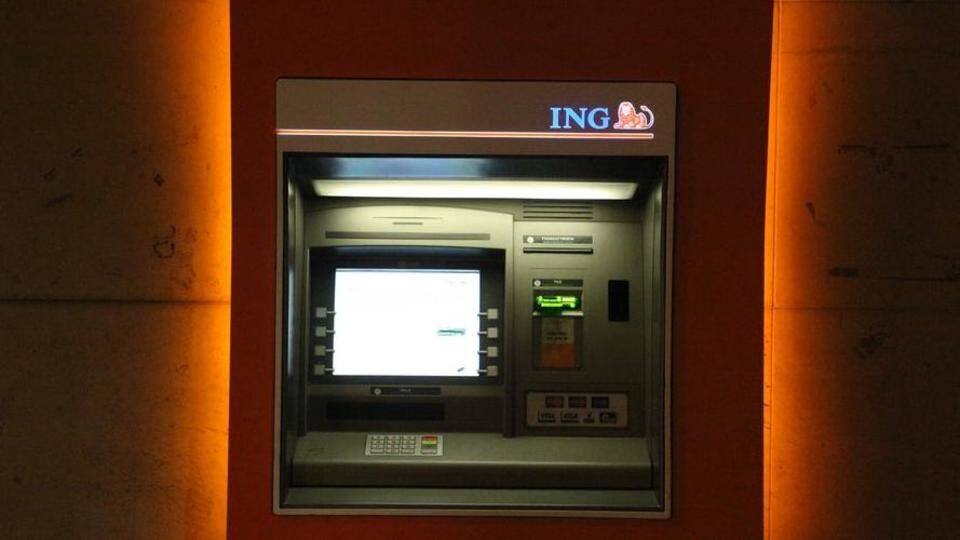 Man posing as engineer steals Rs. 18 lakh from ATM