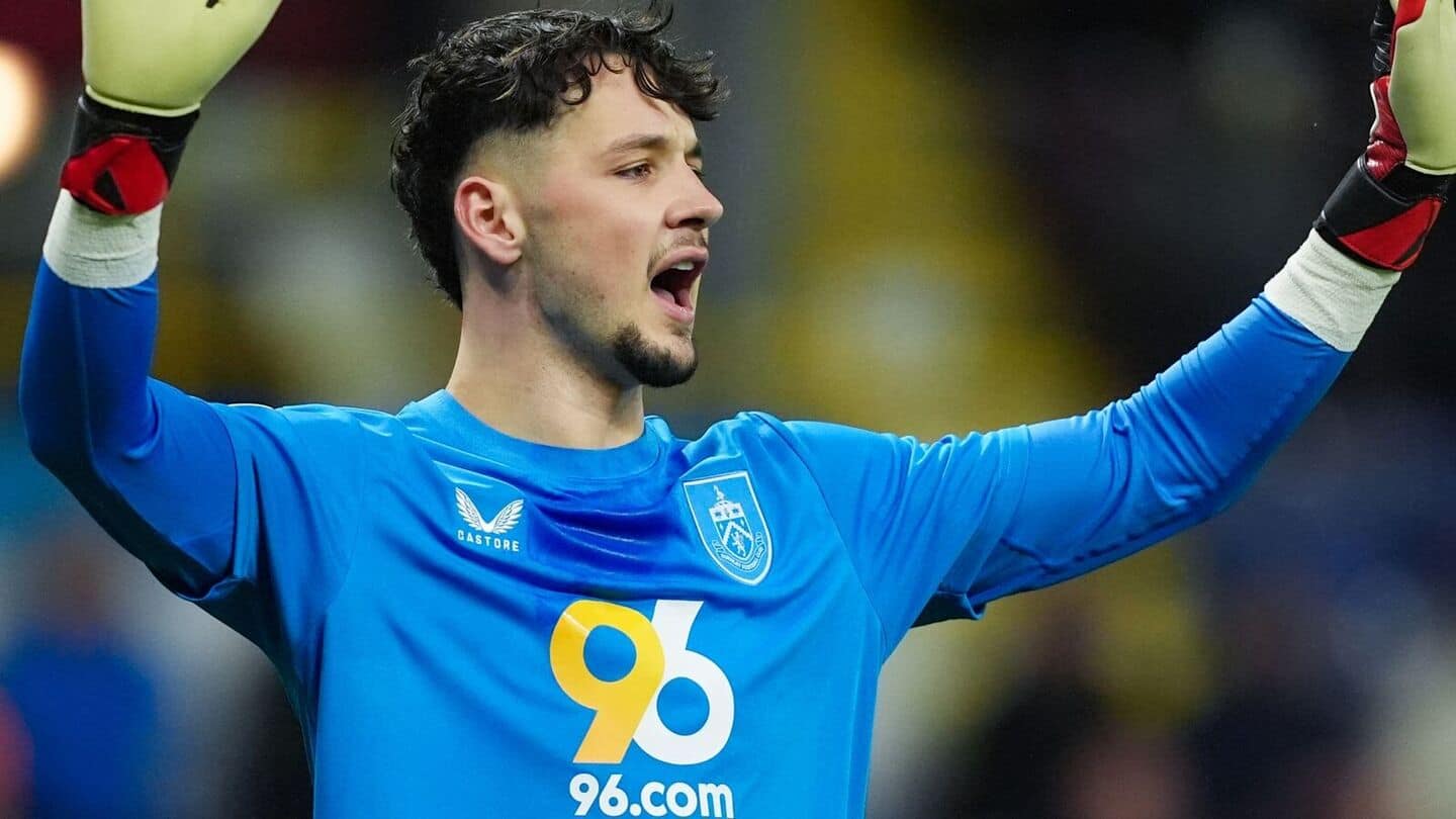 Manchester City agree deal to re-sign goalkeeper James Trafford Manchester City agree deal to re-sign goalkeeper James Trafford