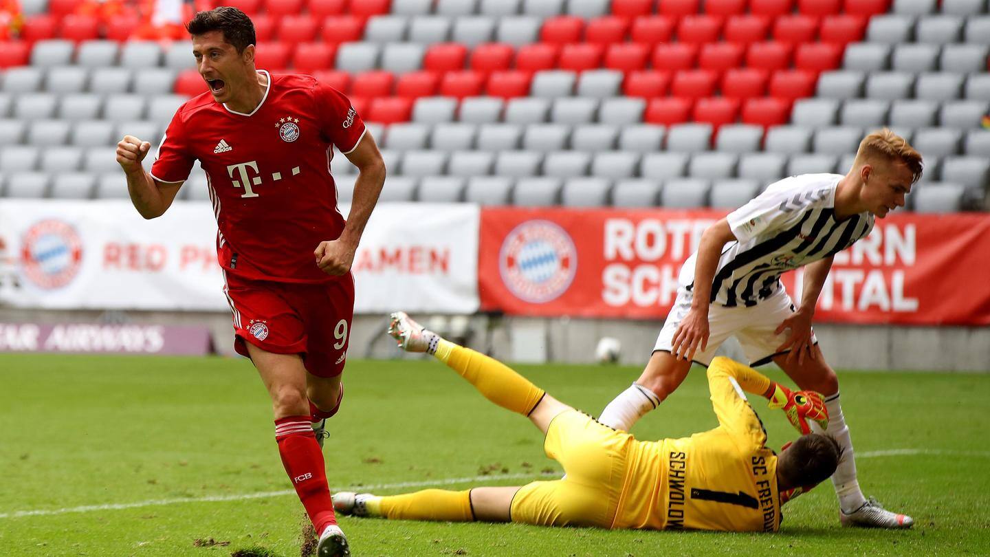 Robert Lewandowski continues his brilliance for Bayern Munich