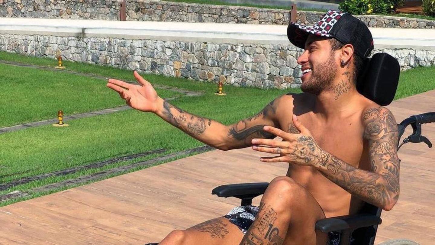 Neymar's wheelchair tribute to Hawking receives backlash