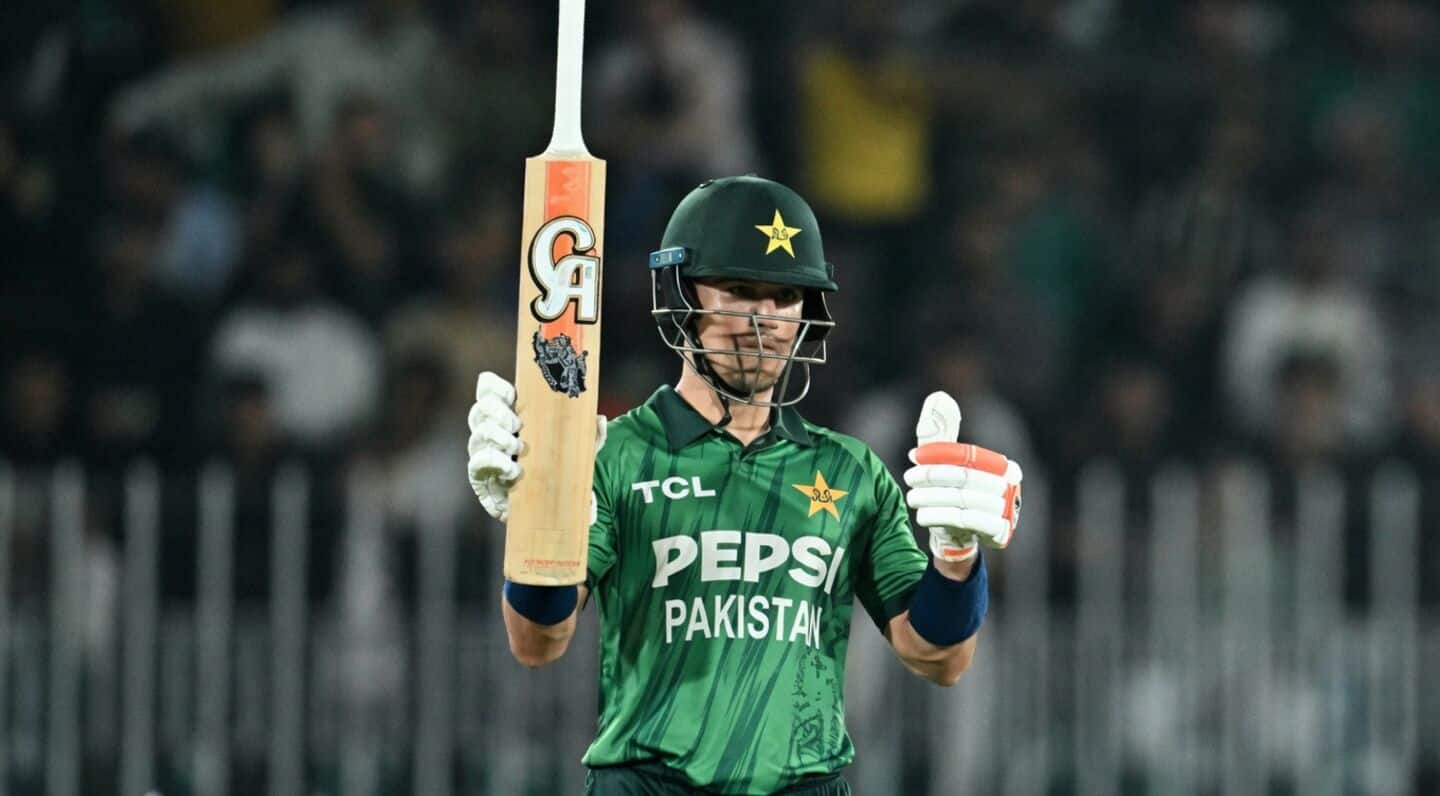 Pakistan thrash Sri Lanka in 2nd T20I, win series: Stats